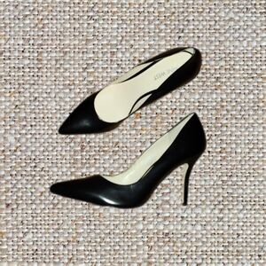 Nine West Classic Black Pumps